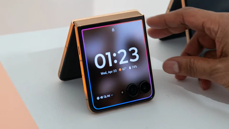 Foldable Phones Are Finally Getting Better Battery Life in 2026